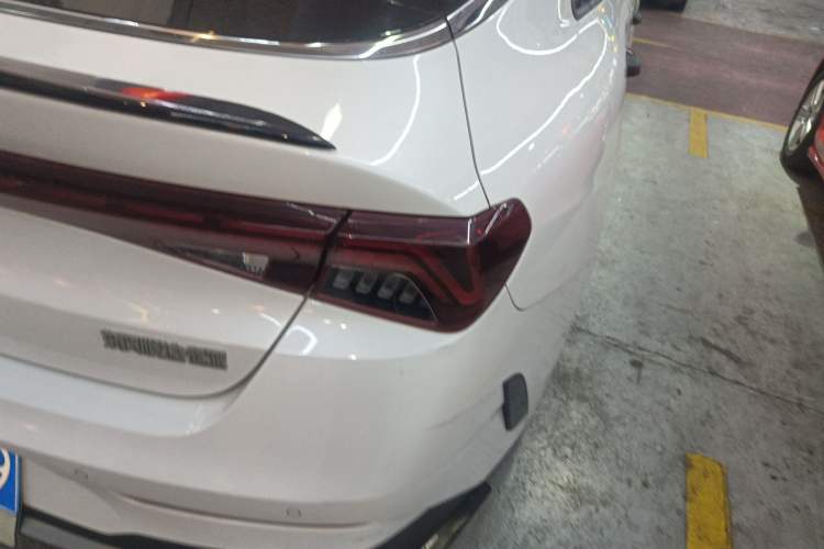 Used Kia K5 2020 270T CVVD Luxury Tech Edition Right Rear Taillight