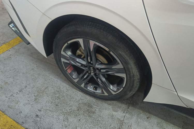 Used Kia K5 2020 270T CVVD Luxury Tech Edition Right Rear Wheel Hub