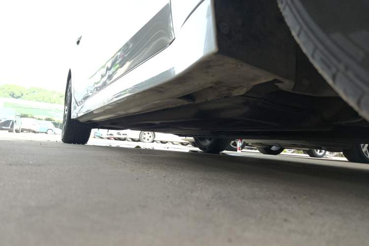 Used Kia K5 2020 270T CVVD Luxury Tech Edition Right Side Sill