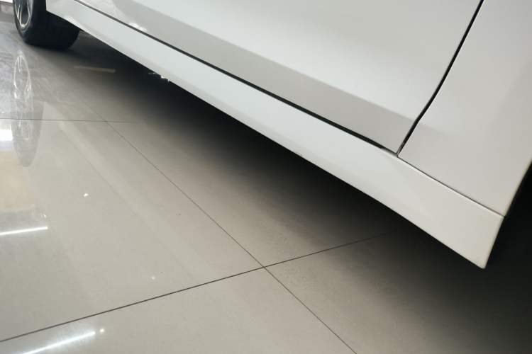 Used Kia K5 2020 380T GT-Line Prestige Tech Edition Right Side Sill