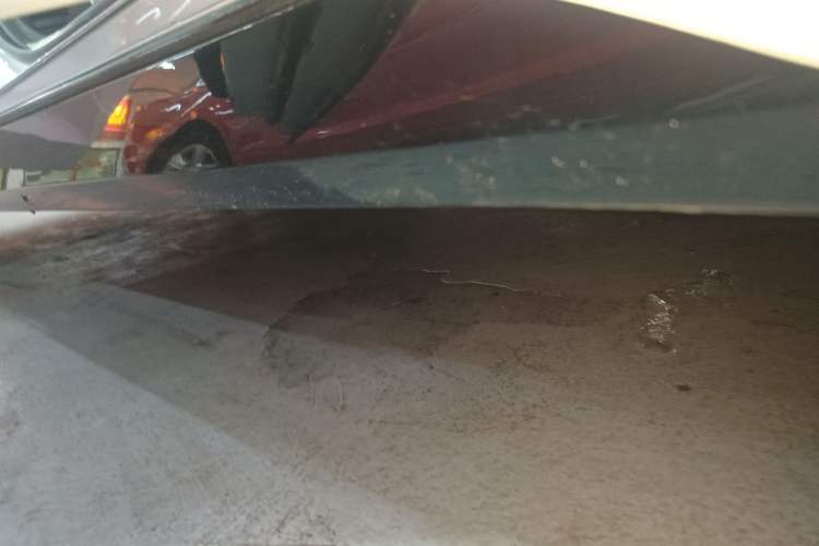Used Kia K5 2020 270T CVVD Luxury Tech Edition Right Side Sill