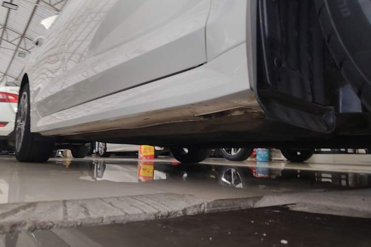 Used Kia K5 2020 380T GT-Line Prestige Tech Edition Right Side Sill