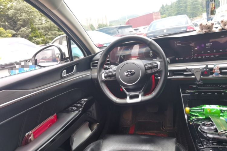 Used Kia K5 2020 270T CVVD Luxury Tech Edition Steering Wheel