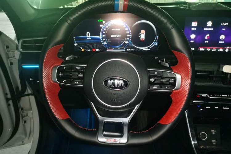 Used Kia K5 2020 380T GT-Line Prestige Tech Edition Steering Wheel