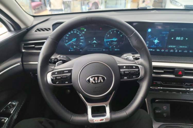 Used Kia K5 2020 380T GT-Line Prestige Tech Edition Steering Wheel