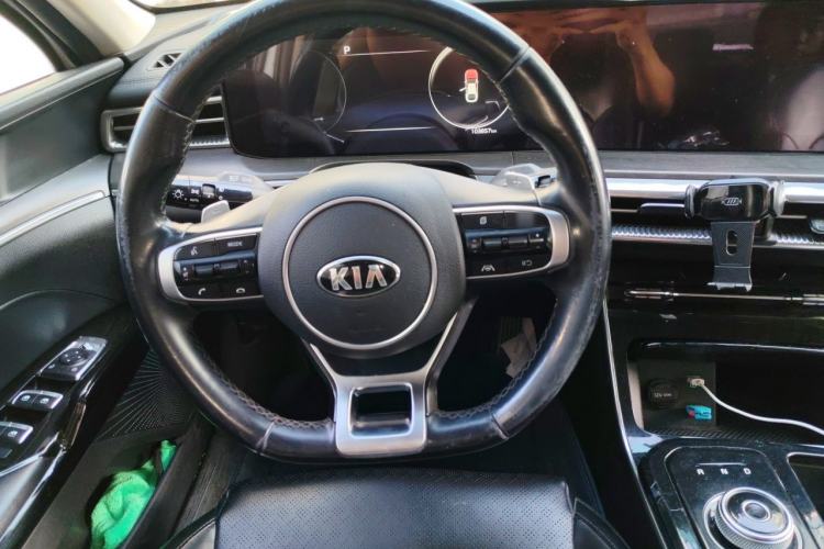 Used Kia K5 2020 270T CVVD Luxury Tech Edition Steering Wheel