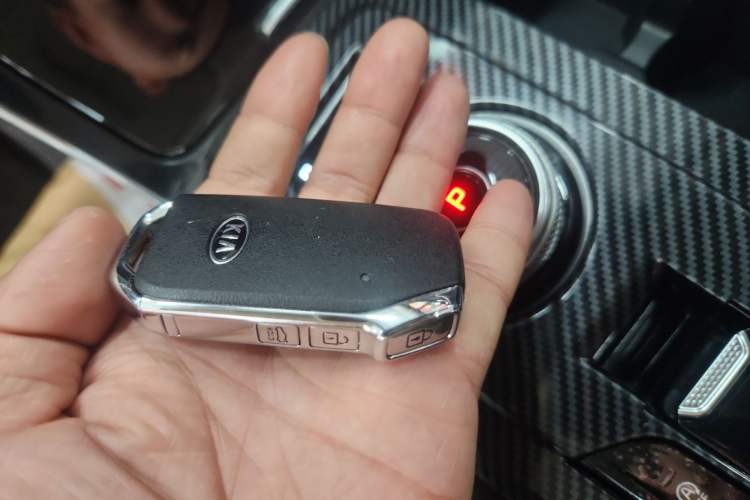 Used Kia K5 2020 270T CVVD Luxury Tech Edition Vehicle Key