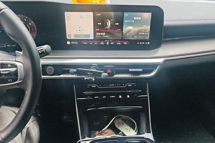 Used Kia K5 2021 270T CVVD Refreshed Edition Audio And AC Panel