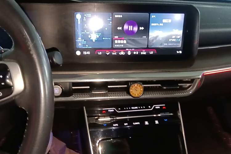 Used Kia K5 2021 270T CVVD Refreshed Edition Audio And AC Panel