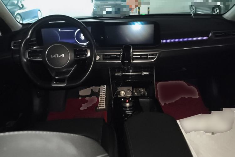 Used Kia K5 2021 270T CVVD Refreshed Edition Center Console