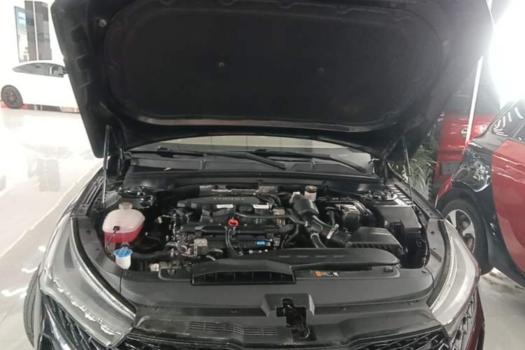 Used Kia K5 2021 270T CVVD Refreshed Edition Engine Bay