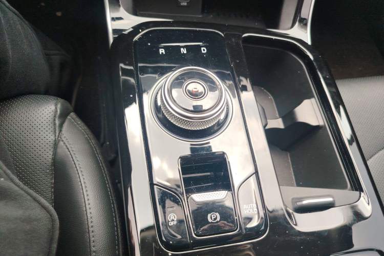 Used Kia K5 2021 380T GT-Line Flagship Edition Gear Lever