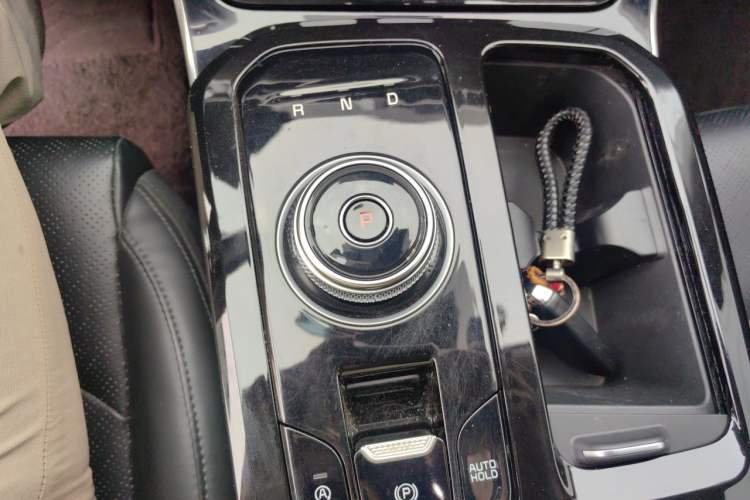 Used Kia K5 2021 270T CVVD Refreshed Edition Gear Lever