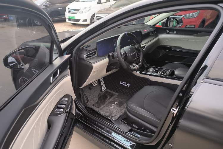 Used Kia K5 2021 380T GT-Line Flagship Edition Interior 1