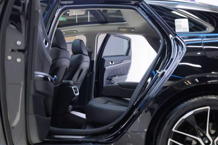 Used Kia K5 2021 380T GT-Line Flagship Edition Interior 8