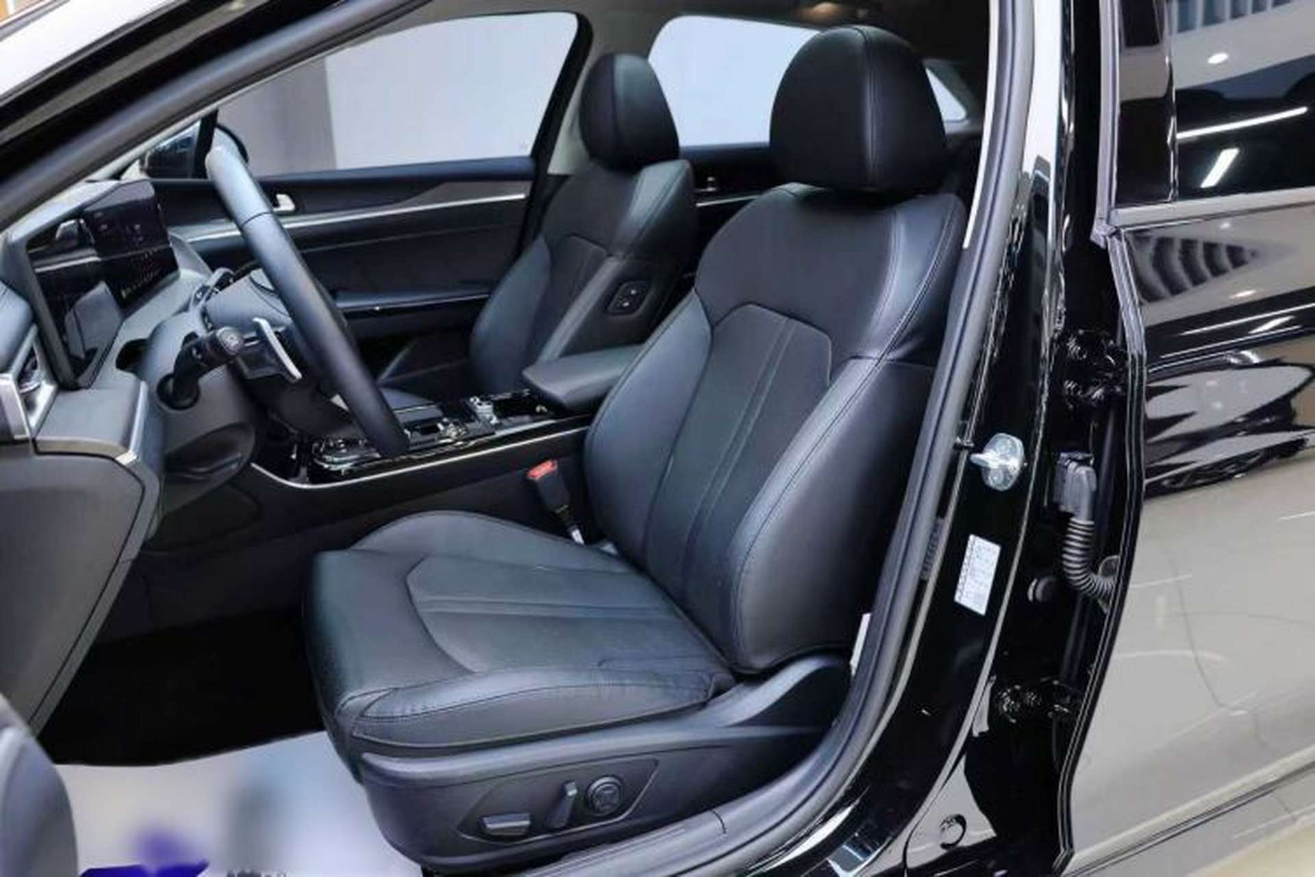 Used Kia K5 2021 380T GT-Line Flagship Edition Left Front Seat