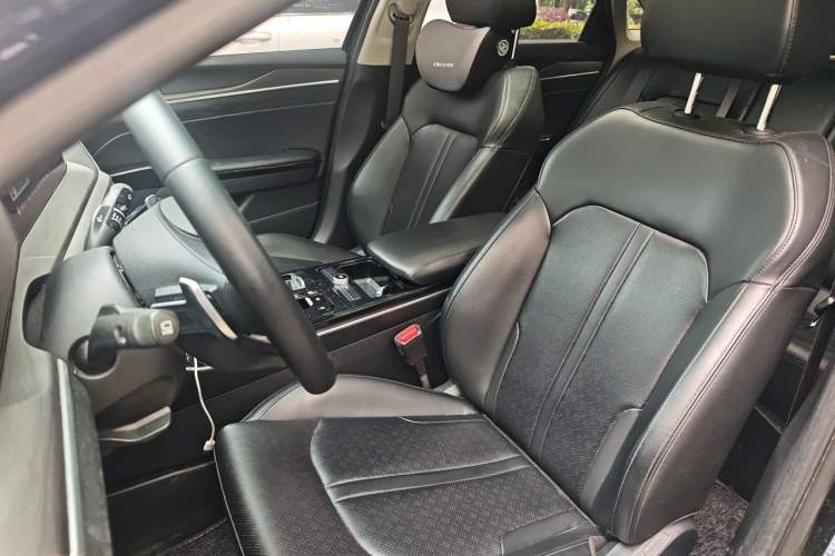Used Kia K5 2021 270T CVVD Refreshed Edition Left Front Seat