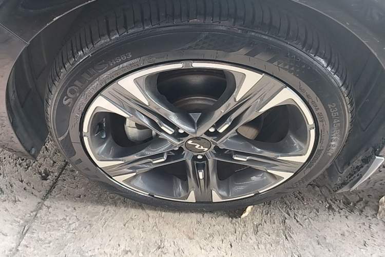 Used Kia K5 2021 270T CVVD Refreshed Edition Left Front Wheel Hub
