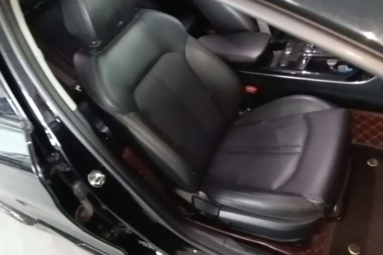 Used Kia K5 2021 270T CVVD Refreshed Edition Right Front Seat