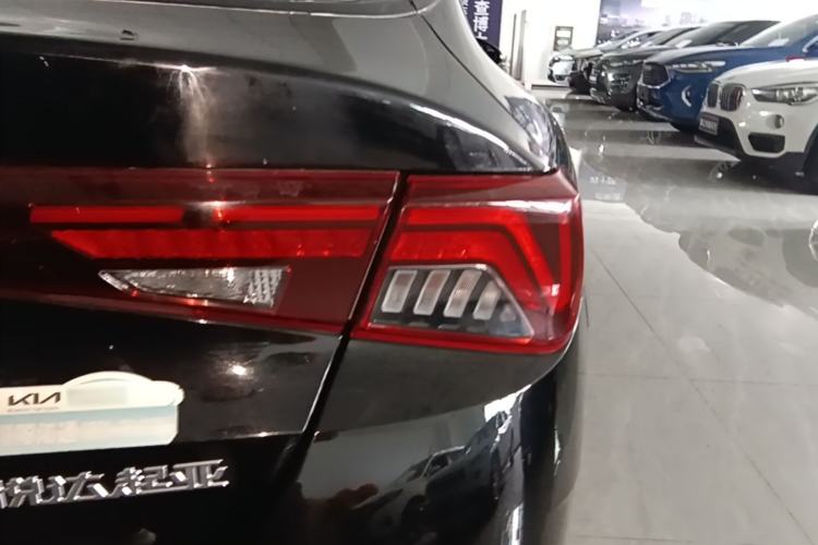 Used Kia K5 2021 270T CVVD Refreshed Edition Right Rear Taillight