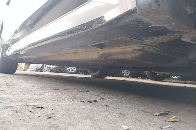 Used Kia K5 2021 270T CVVD Refreshed Edition Right Side Sill