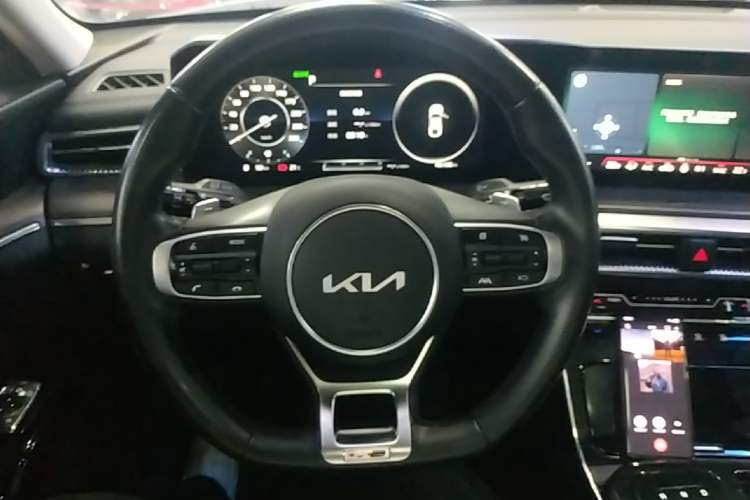 Used Kia K5 2021 380T GT-Line Refreshed Edition Steering Wheel