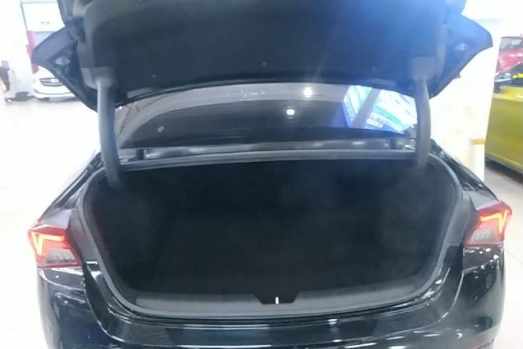 Used Kia K5 2021 380T GT-Line Refreshed Edition Trunk