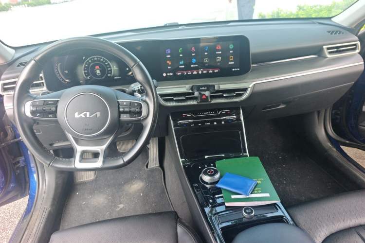 Used Kia K5 2021 270T CVVD Fashion Edition Center Console