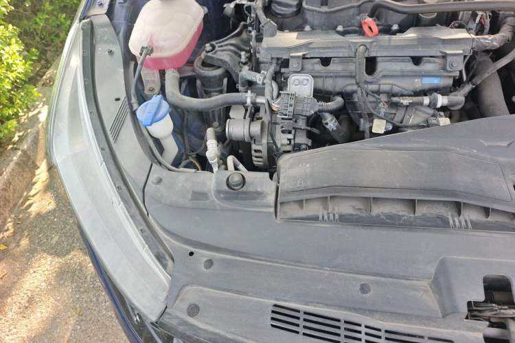 Used Kia K5 2021 270T CVVD Fashion Edition Engine Bay Right