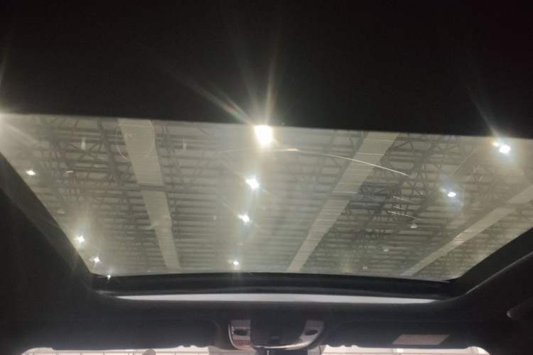 Used Kia K5 2021 380T GT-Line Flagship Edition Headliner