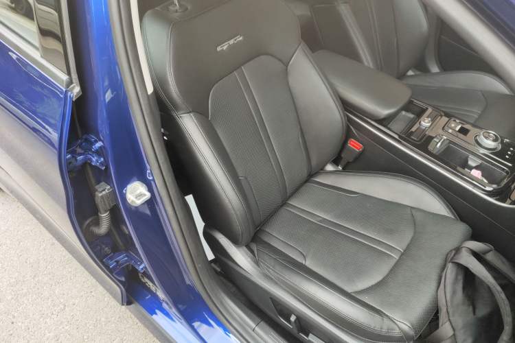 Used Kia K5 2021 380T GT-Line Refreshed Edition Right Front Seat