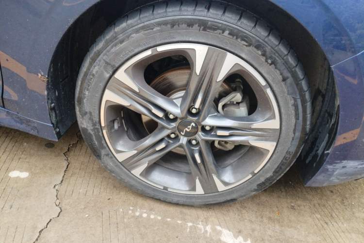 Used Kia K5 2021 270T CVVD Refreshed Edition Right Front Wheel Hub