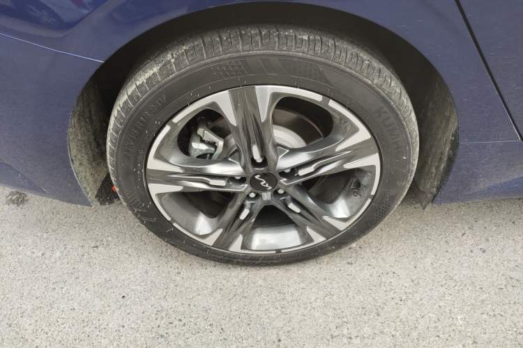 Used Kia K5 2021 380T GT-Line Refreshed Edition Right Rear Wheel Hub