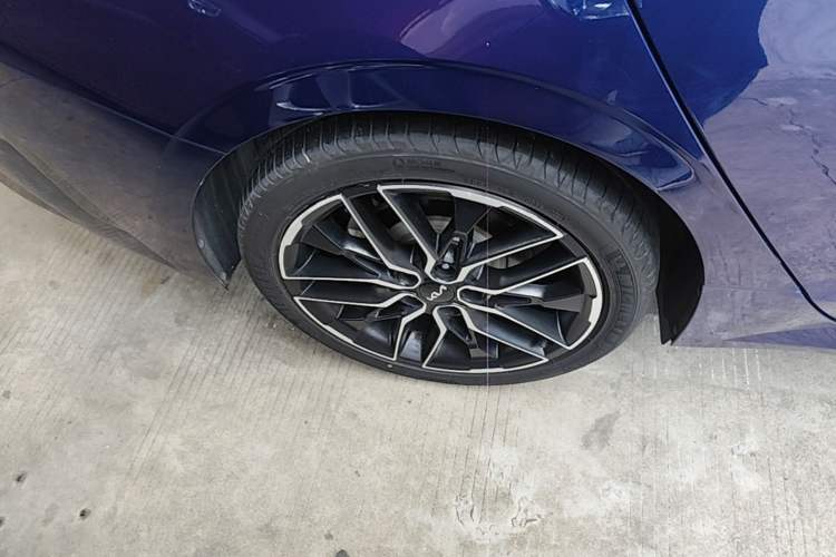 Used Kia K5 2021 380T GT-Line Flagship Edition Right Rear Wheel Hub