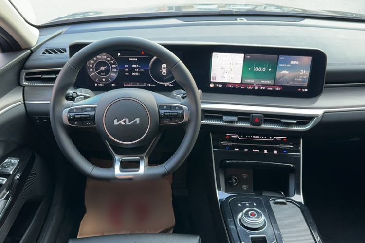 Used Kia K5 2021 270T CVVD Refreshed Edition Audio And AC Panel