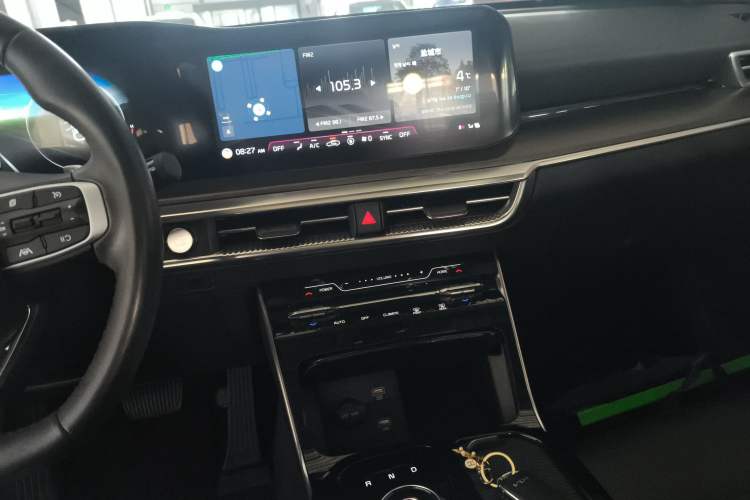 Used Kia K5 2021 270T CVVD Refreshed Edition Audio And AC Panel