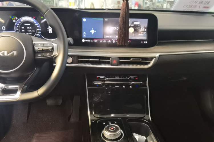 Used Kia K5 2021 270T CVVD Refreshed Edition Audio And AC Panel