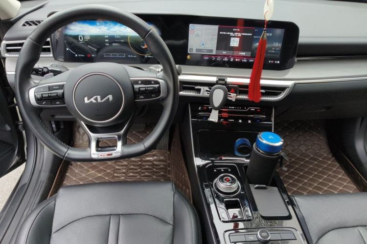 Used Kia K5 2021 380T GT-Line Refreshed Edition Center Console