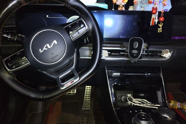 Used Kia K5 2021 380T GT-Line Flagship Edition Center Console