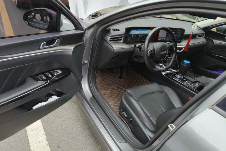 Used Kia K5 2021 380T GT-Line Refreshed Edition Driver Seat