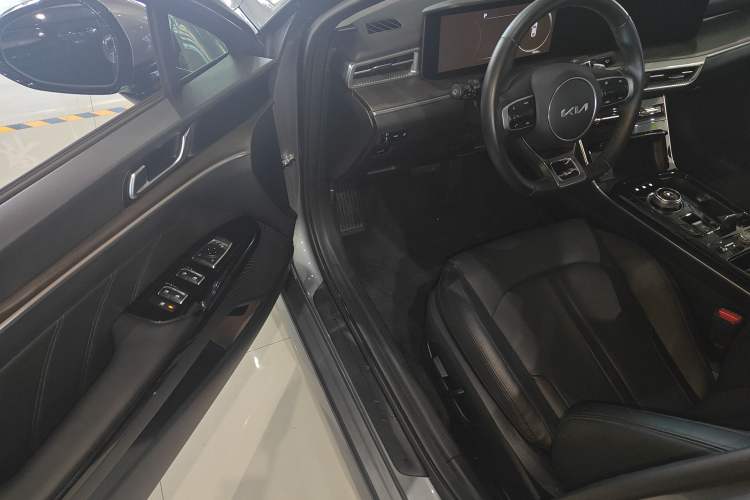 Used Kia K5 2021 380T GT-Line Refreshed Edition Driver Seat