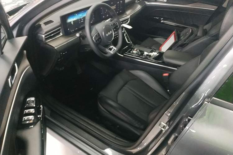 Used Kia K5 2021 270T CVVD Refreshed Edition Driver Seat
