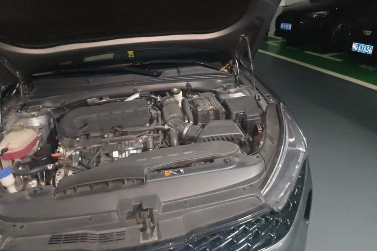 Used Kia K5 2021 380T GT-Line Refreshed Edition Engine Bay Left