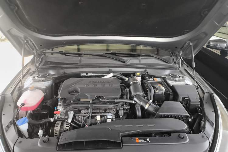 Used Kia K5 2021 380T GT-Line Refreshed Edition Engine Bay