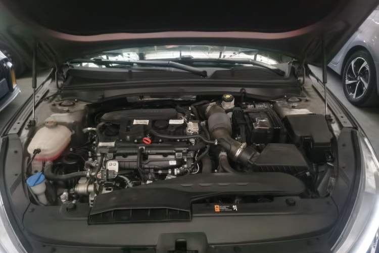 Used Kia K5 2021 270T CVVD Refreshed Edition Engine Bay