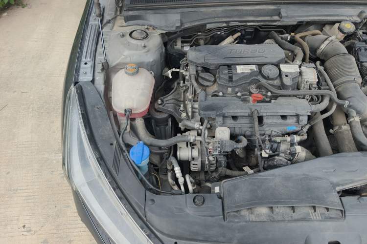 Used Kia K5 2021 270T CVVD Refreshed Edition Engine Bay Right