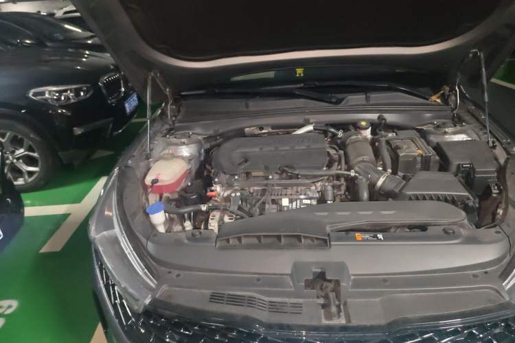 Used Kia K5 2021 380T GT-Line Refreshed Edition Engine Bay Right