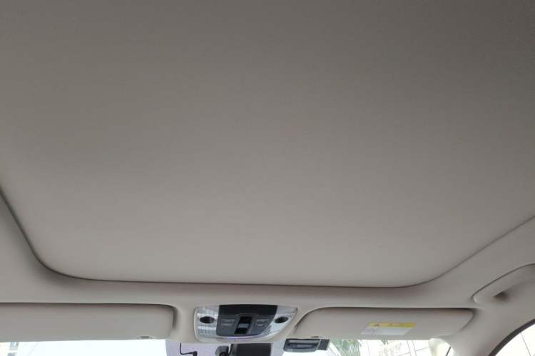 Used Kia K5 2021 380T GT-Line Refreshed Edition Headliner
