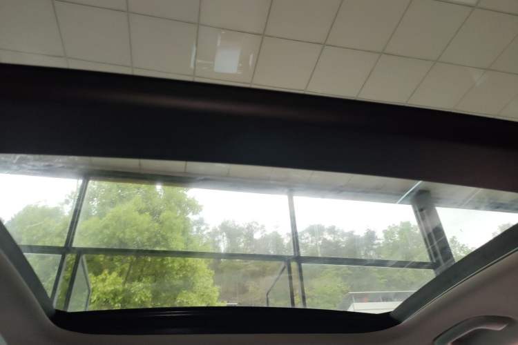 Used Kia K5 2021 380T GT-Line Refreshed Edition Headliner
