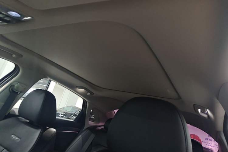 Used Kia K5 2021 380T GT-Line Refreshed Edition Headliner